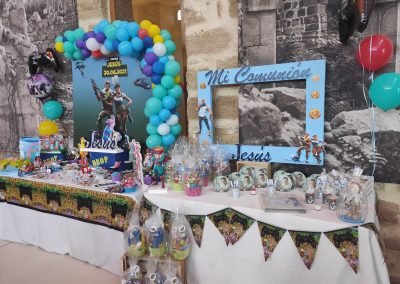 Mesa dulce inspirada en fornite para niños de comunión