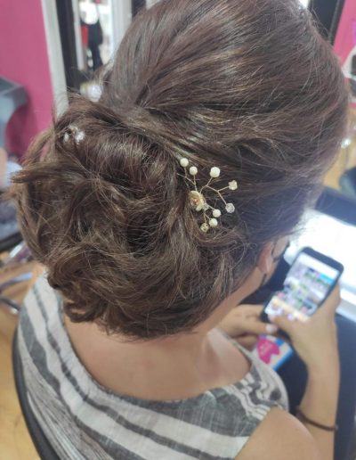 recogido romantico con adorno