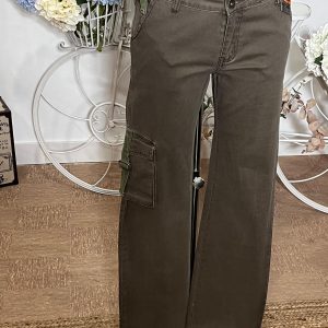 PANTALÓN MODELO ANAMAR